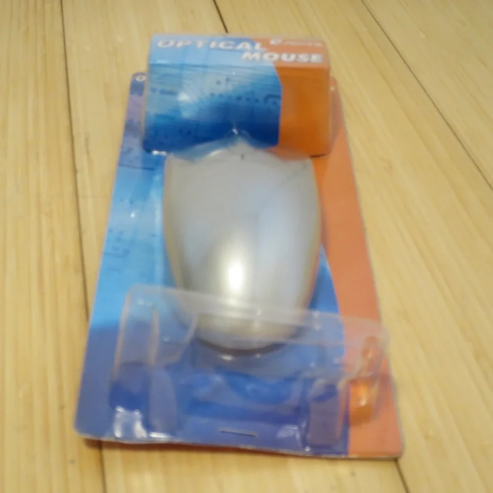 NOS‎ Vintage E-power PS2 Optical Mouse 800 DPI with Scroll Wheel - Silver & Red